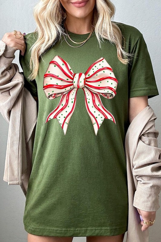 Christmas Tree Cake Bow Graphic Tee